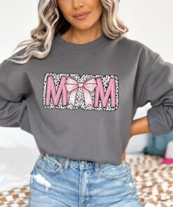 coquette pink mom sweatshirt best mom ever shirt trendy mothers day gift funny mom life apparel 66tg4