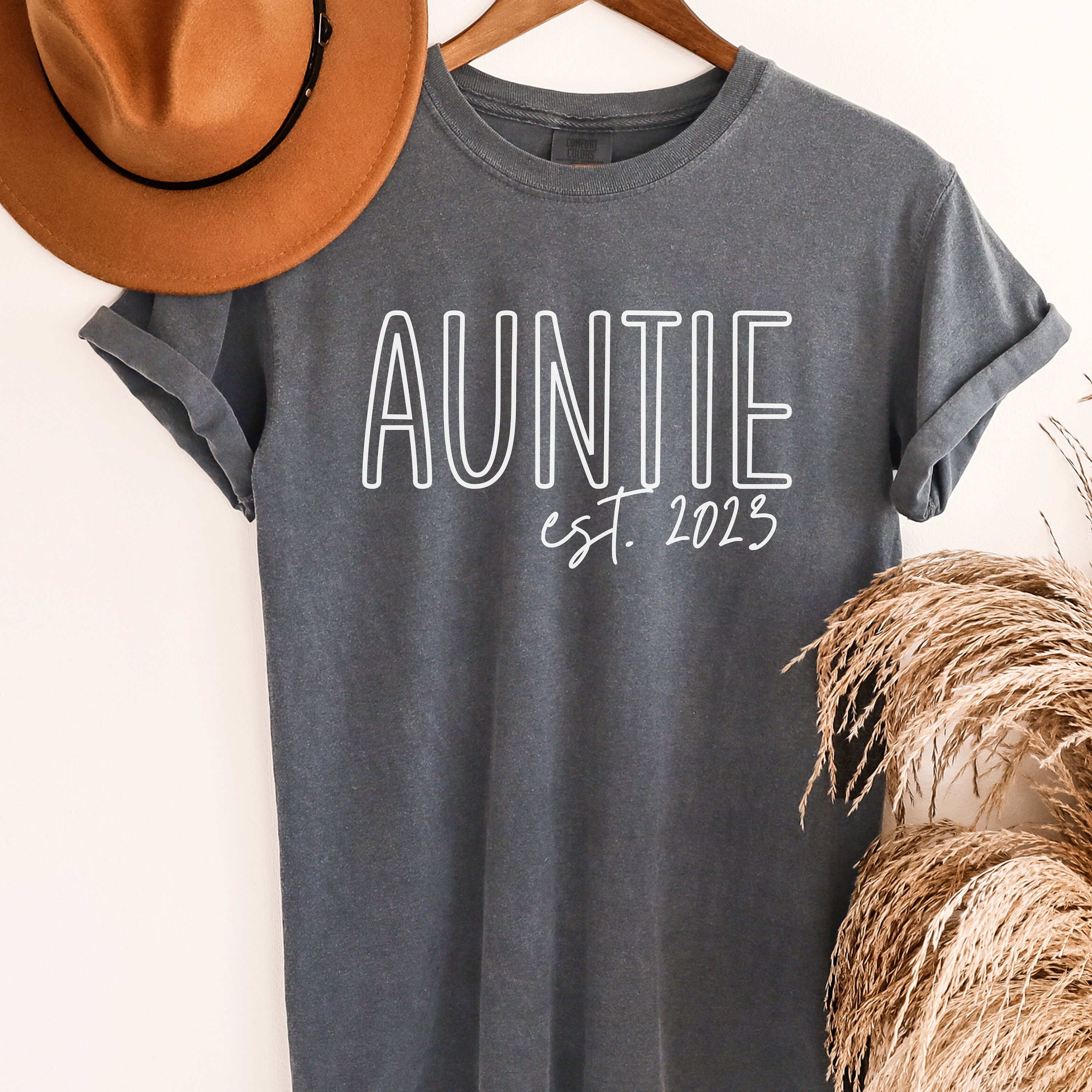 custom aunt shirt cute oversized auntie t shirt trendy auntie est shirt unique gift for new aunt mwrty scaled