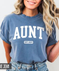 custom aunt shirt with est year for new auntie baby announcement mothers day gift unique aunt birthday shirt r1jx5