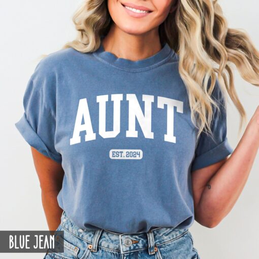 custom aunt shirt with est year for new auntie baby announcement mothers day gift unique aunt birthday shirt