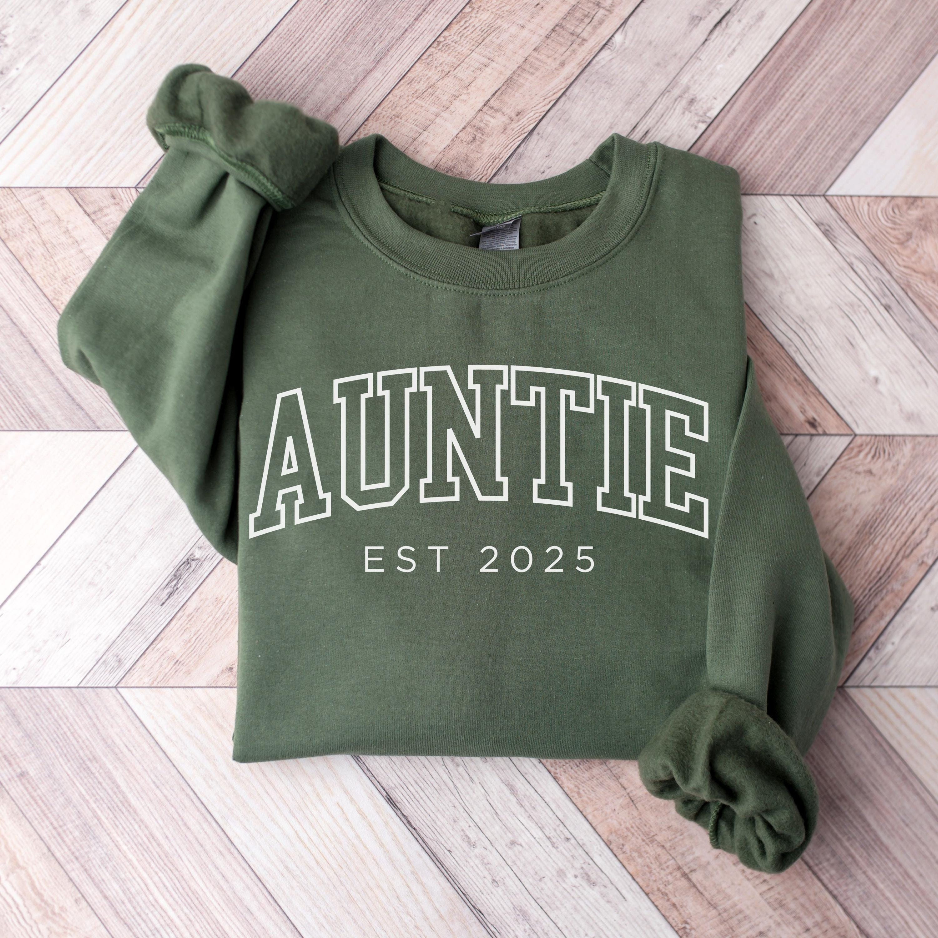 custom aunt sweatshirt est 2025 for pregnancy announcement best aunt gifts mothers day cool aunt t shirt lmhi2 scaled