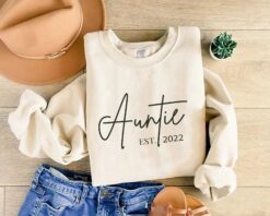 custom auntie est sweatshirt for mothers day gift cute aunt shirt personalized auntie sweatshirt christmas gift idea e0irk