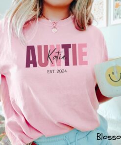 custom auntie shirt for new aunts pregnancy announcement cool aunt club tee comfort colors auntie est t shirt bjd9q