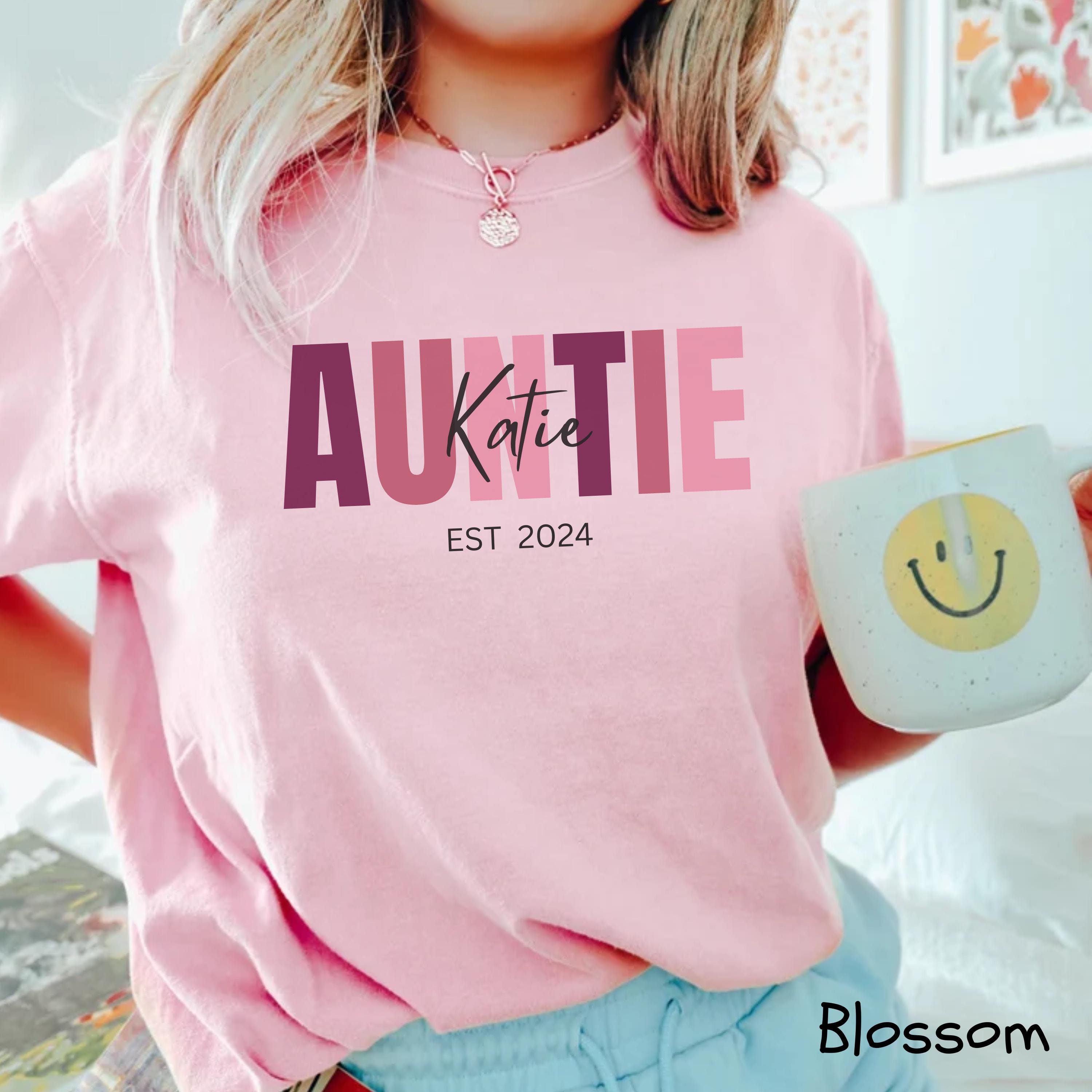 custom auntie shirt for new aunts pregnancy announcement cool aunt club tee comfort colors auntie est t shirt bjd9q