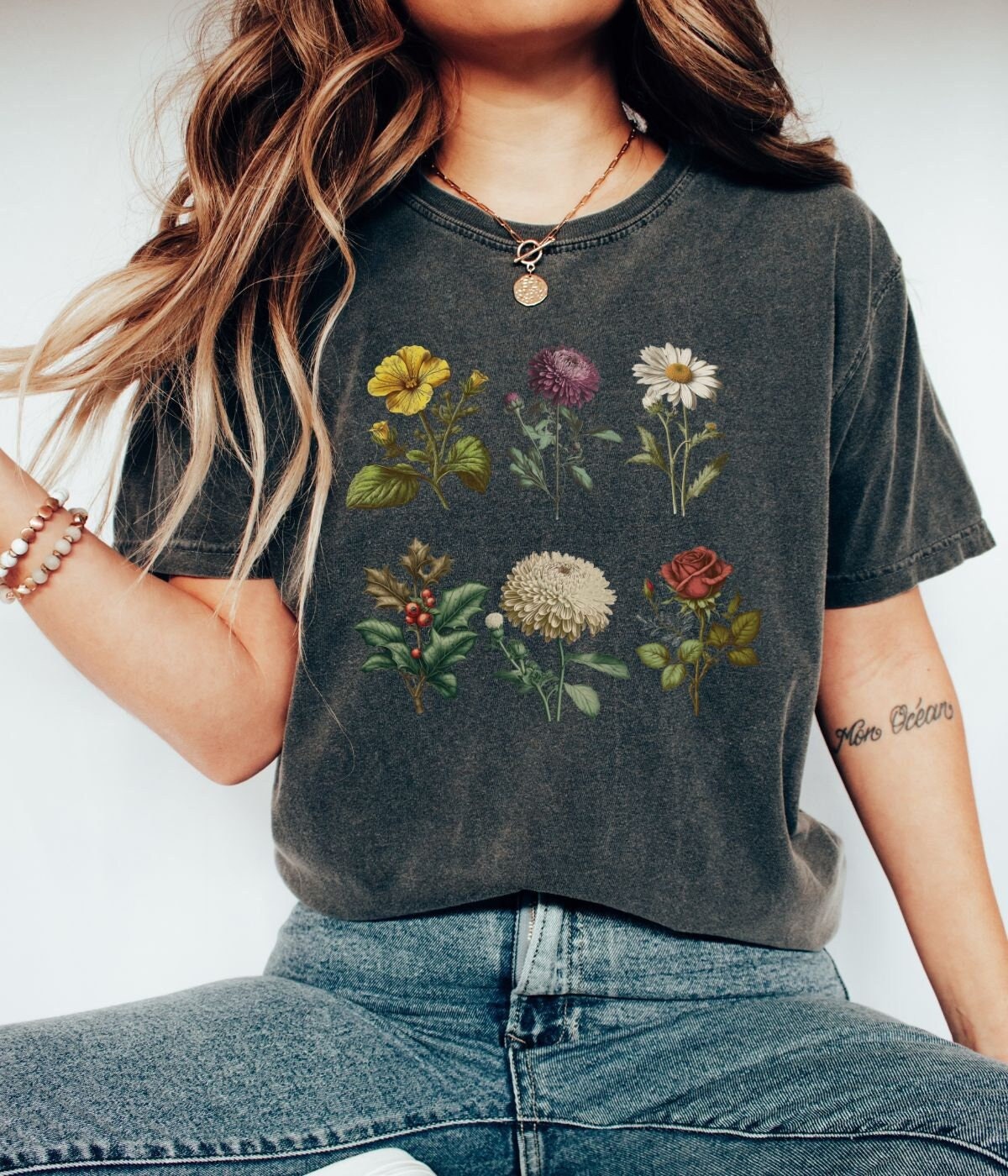 custom birth month flower shirt for mom personalized t shirt plant mom gift mothers day cottagecore style bbgbg