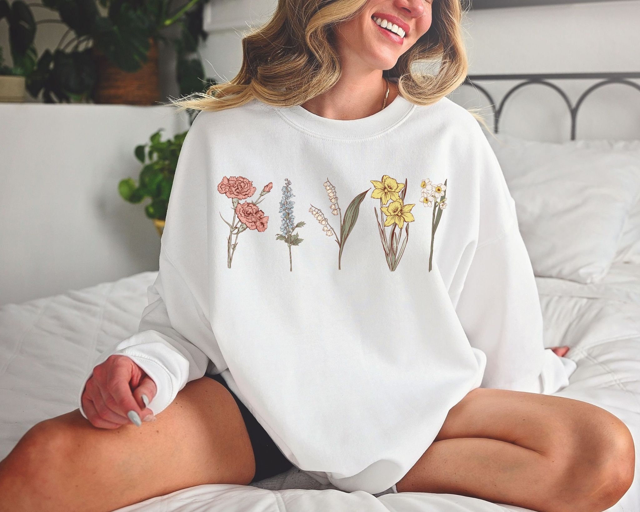 custom birth month flower sweatshirt for plant moms unique mothers day gift sentimental grandmother shirt cottagecore style f2nwq
