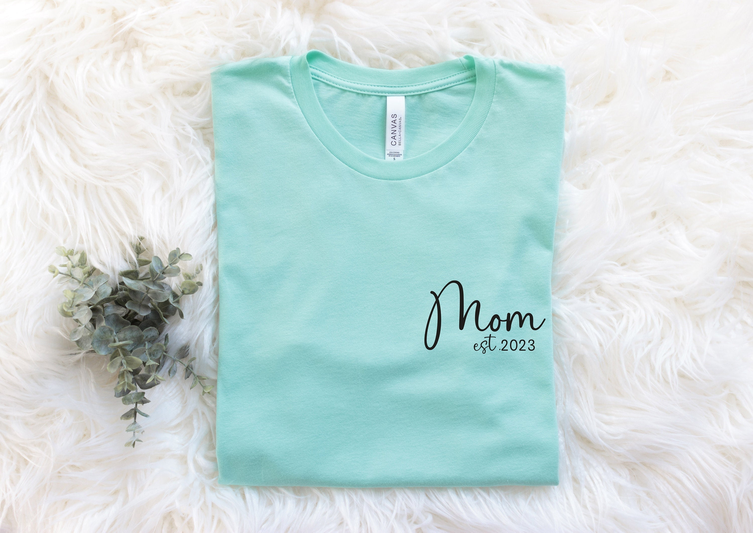 custom cute mom established 2023 pocket shirt new mom tee personalized mama reveal t shirt mothers day gift awsd0 scaled