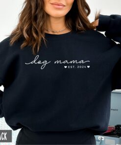 custom dog mama sweatshirt for mothers day personalized dog mom crewneck unique dog mama shirt for pet lovers imak3