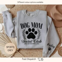 custom dog mom sweatshirt with personalized dog name funny dog mama crewneck gift for dog owners and pet lovers awf1g
