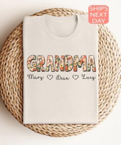 custom floral grandma shirt cute mom sweatshirt for mothers day unique gift for new grandma gigi mimi or nana bqyxt