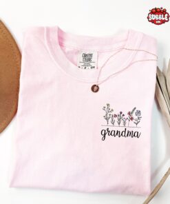 custom floral grandma shirt for mothers day personalized gift new nana granny shirt christmas gift for grandma zaiwg