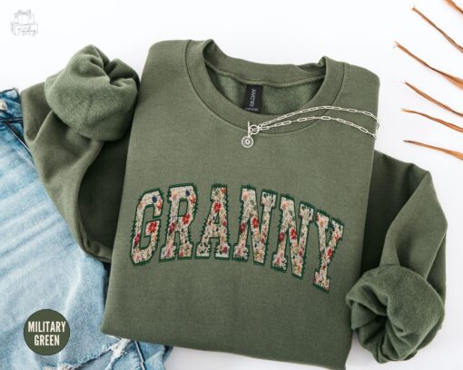 custom floral grandma sweatshirt personalized granny crewneck christmas sweater unique gift for mimi and grammy