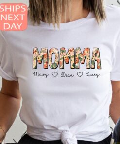 custom floral momma shirt cute mom t shirt for mothers day new mom gift personalized gifts for moms and mothers day 2r7et