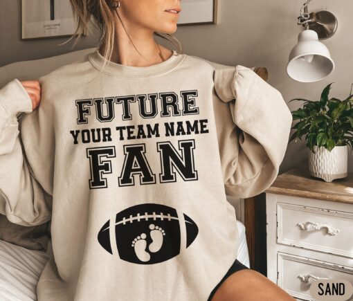 custom football pregnancy announcement sweatshirt for maternity fall wear thanksgiving gift for new moms sports fans yfh1r