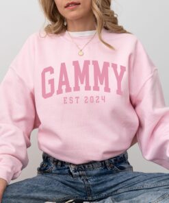 custom gammy est 2024 sweatshirt for new grandmas unique gammy gift personalized grandma sweater for christmas a8ebp