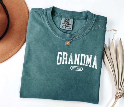 custom grandma est shirt personalized gift retro announcement new nana great grandma t shirt for mothers day pyno9