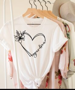 custom grandma heart shirt funny grandma tee best grandma gift for mothers day and birthday celebrations 5cqzg