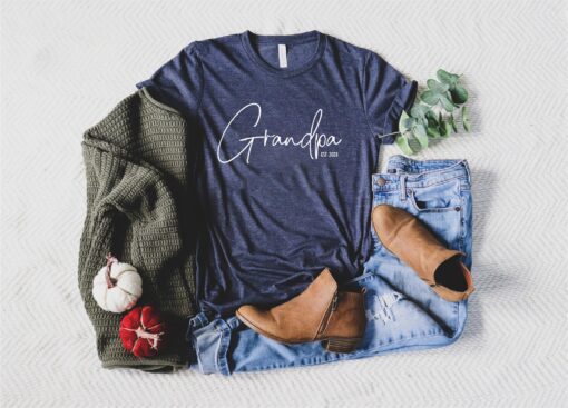 custom grandma shirt established year minimalist tee for new grandma birthday and mothers day gifts w5wck