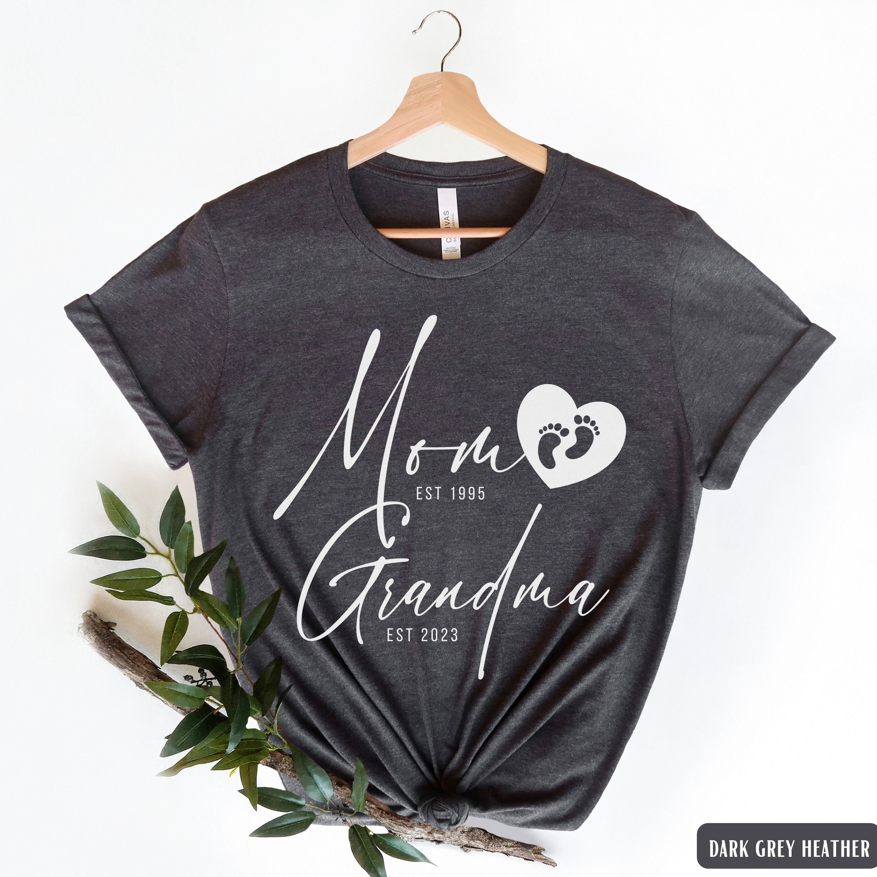 custom grandma shirt for new grandmothers pregnancy announcement mothers day gift nana baby reveal t shirt hs8jn