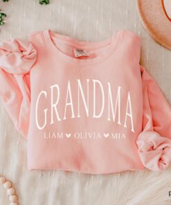 custom grandma sweatshirt with grandkids names personalized mothers day gift for nana mimi gigi best mom shirt pt7z7