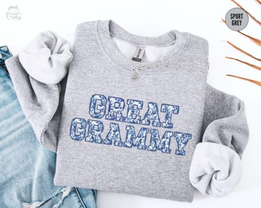 custom great grandma sweatshirt floral crewneck for mothers day gift unique great grandma shirt best gifts for moms sa9bq