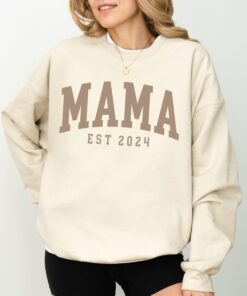 custom mama est 2024 sweatshirt for new moms personalized mom gift varsity style comfortable mama sweatshirt gkgqb