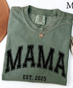 custom mama est shirt for moms personalized mothers day gift cute mama t shirt ideal for christmas and special occasions 7oeea