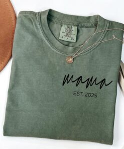 custom mama est shirt for mothers day personalized mom gift pregnancy announcement new mom birthday shirt u72um