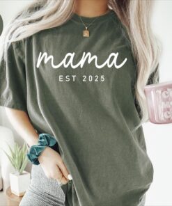 custom mama est year shirt funny mom life shirt for mothers day pregnancy announcement unique mom gift lc4xt