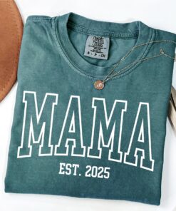 custom mama est year shirt personalized mom gift cute mothers day shirt pregnancy announcement mom to be t shirt 5movu