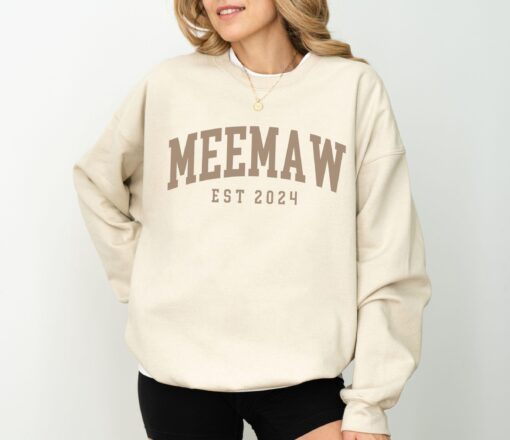 custom meemaw sweatshirt est 2024 new grandma gift personalized meemaw sweater unique meemaw christmas gift