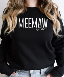 custom meemaw sweatshirt long sleeve personalized meemaw gifts unique meemaw sweater for grandmothers 0doy2