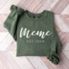 Custom Meme Sweatshirt Est 2025 Pregnancy Announcement Funny Mom Shirt Gift for Grandma Mothers Day Meme to Be