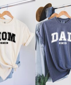 custom mom and dad shirts for new parents pregnancy announcement matching shirts with established date lf9ex