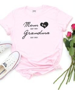 custom mom and grandma shirt personalized for mothers day unique mom mimi gigi aunt tee gift for her 7lrrr