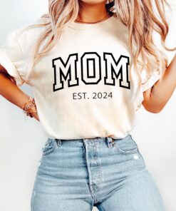 custom mom shirts personalized mama t shirt cute mom to be tee pregnancy announcement gifts best mom ever shirt vci85