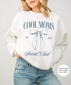 custom mom sweatshirt personalized mama shirt trendy mom life apparel new mom gift pregnancy announcement top mom shirts 2ifxj