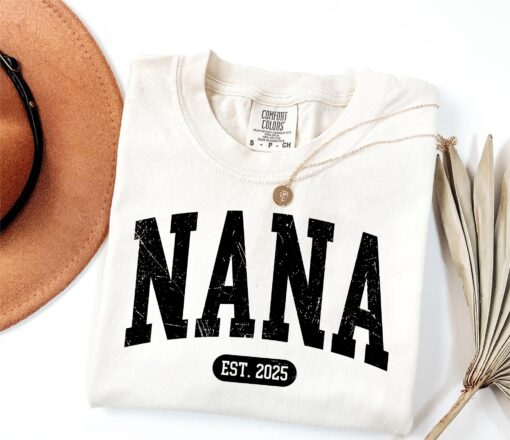 custom nana est year shirt retro grandma crewneck new nana announcement gift for new grandmothers