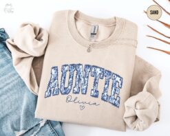 custom toile de jouy auntie sweatshirt floral crewneck for new aunt pregnancy announcement personalized gift for mothers day 92h1z