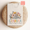 custom wildflower grandma shirt for mothers day flowered grandma sweatshirt unique gift for grandma g2jyw