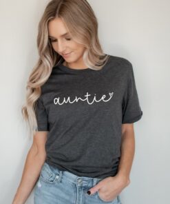 cute aunt shirt for new auntie pregnancy announcement birthday gift aunt tee unique aunt shirts for celebrating aunts brody