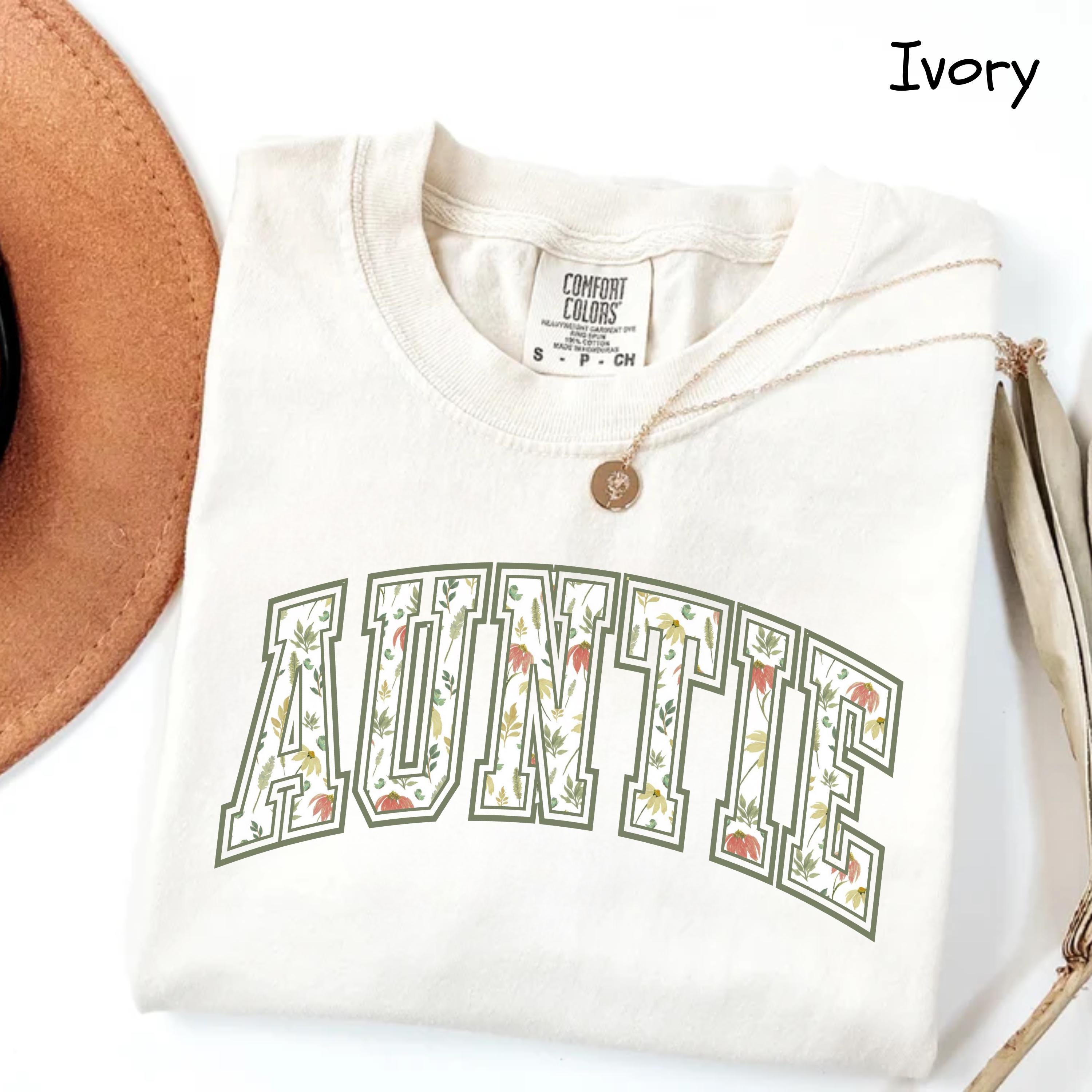 cute auntie shirt for new aunts pregnancy announcement gift funny aunt shirt unique aunt gifts and reveal ideas 0emcf scaled