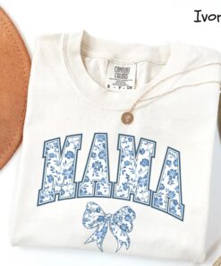 cute blue ribbon mama shirt for moms chinoiserie bow design mothers day gift girly aesthetic mom life t shirt ihfly