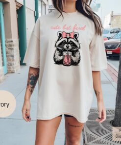 cute but feral shirt for women retro raccoon tee funny mom life shirt trendy t shirt gift for her azztd