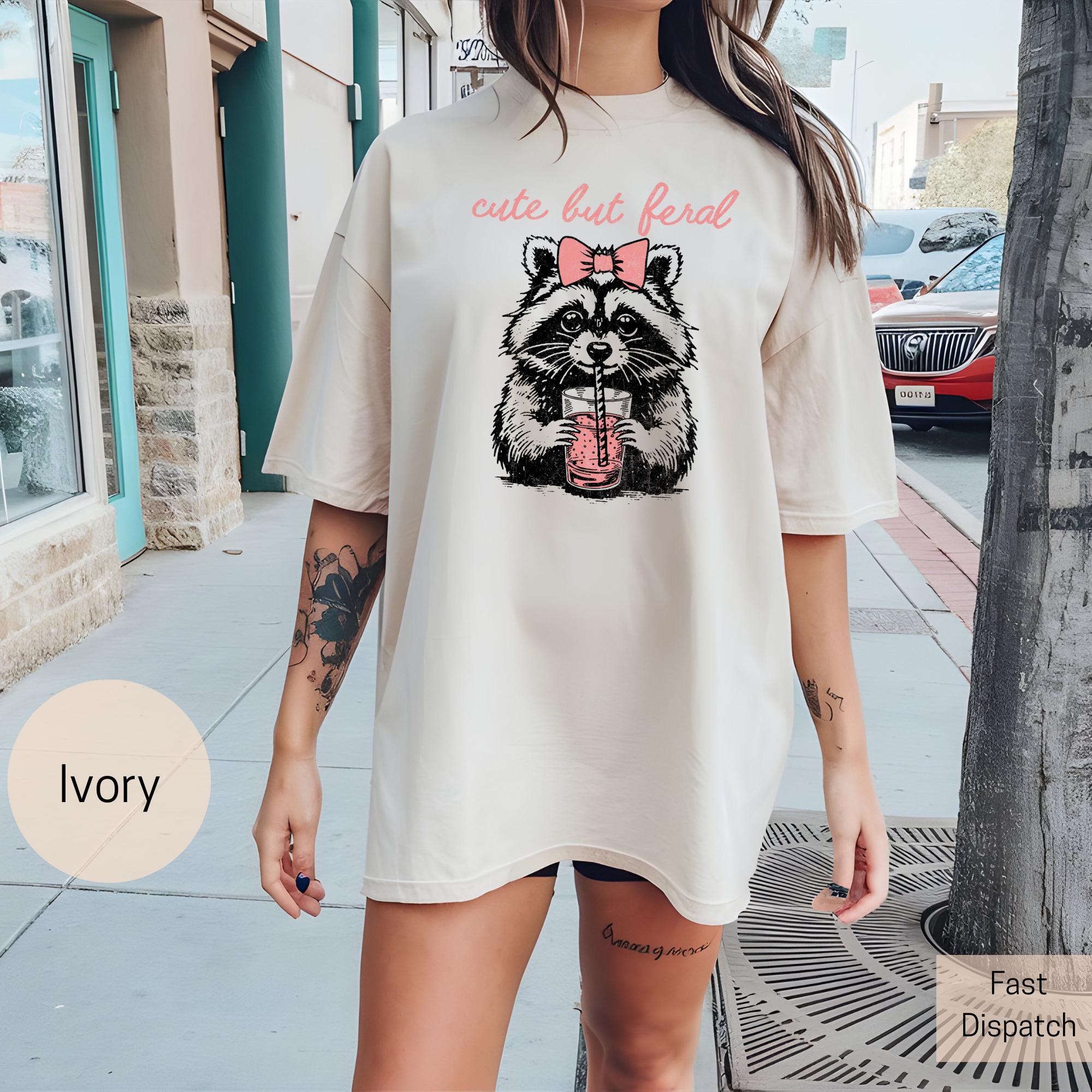 cute but feral shirt for women retro raccoon tee funny mom life shirt trendy t shirt gift for her azztd