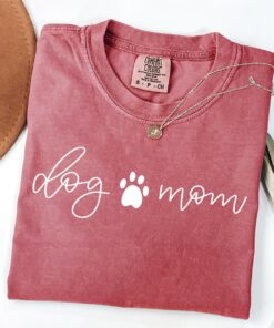 cute dog mom shirt for pet lovers dog owners and new moms funny dog paw crewneck for mothers day gifts iqelq