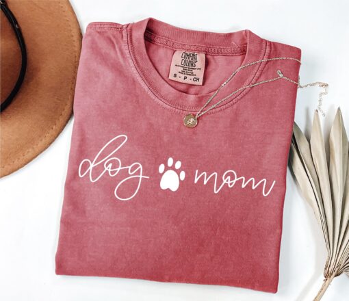 cute dog mom shirt for pet lovers dog owners and new moms funny dog paw crewneck for mothers day gifts iqelq