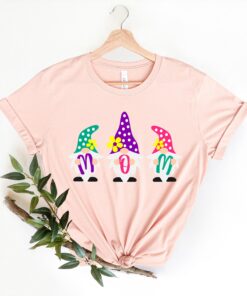 cute gnome mom life shirt for mothers day funny mom shirt chilling with my gnomies best mom ever gift q4ve7