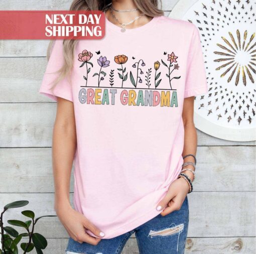 cute grandma shirt with flower design for new grandmas great grandma gifts and grandmother life shirts qcfag
