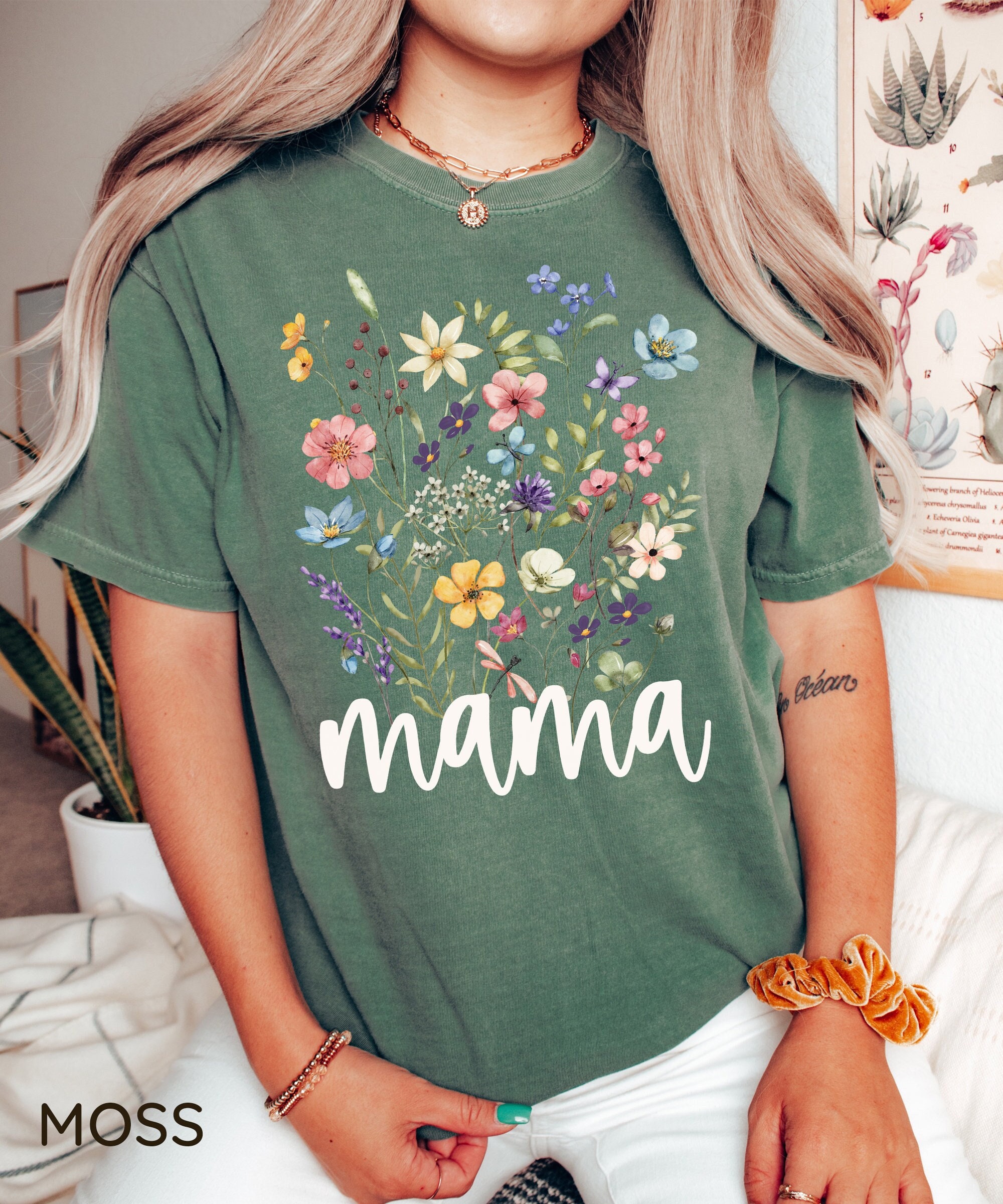 cute mama t shirt with wildflowers design for mothers day gifts retro mama shirt perfect for mom life and best mom ever 9boyo